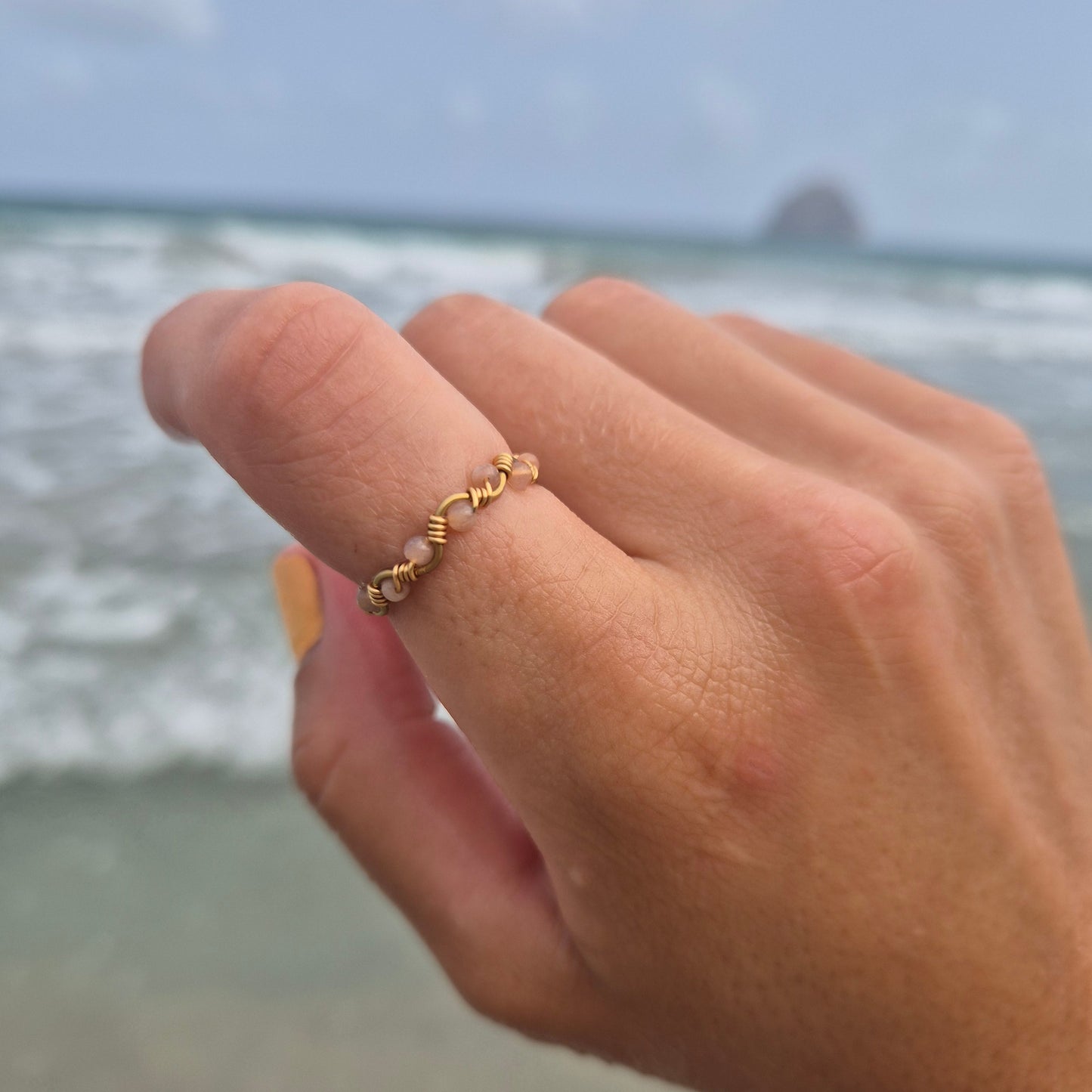 Areia - Handmade Sunstone Ring