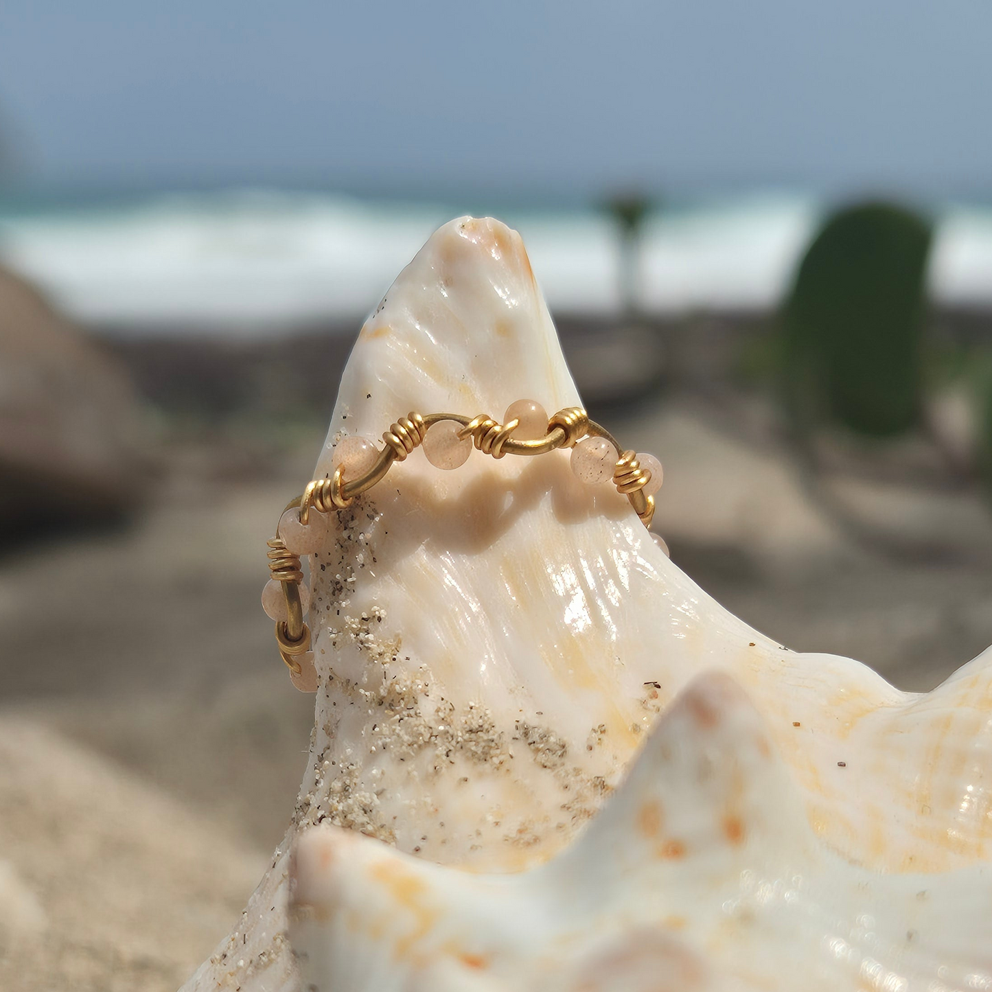Areia - Handmade Sunstone Ring